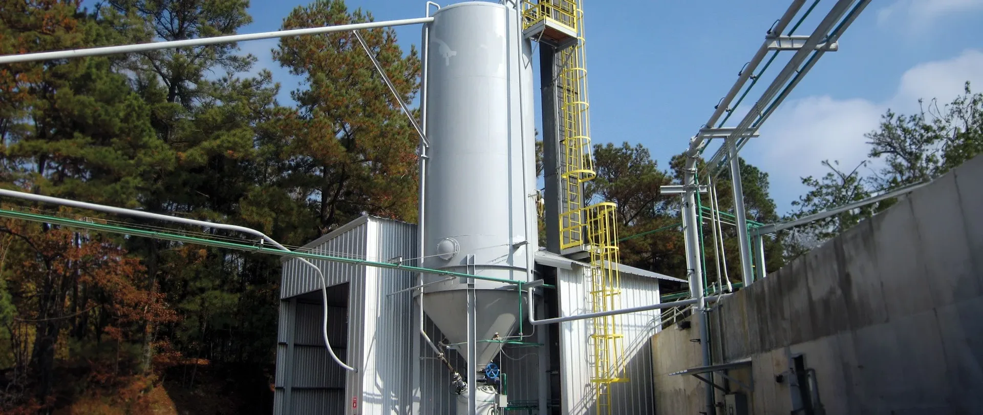 Bridging in Bulk Material Handling: Prevention with Advanced Solutions